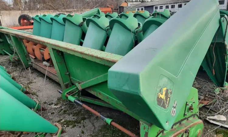 Жатка кукурудзяна John Deere 892 - фото № 6