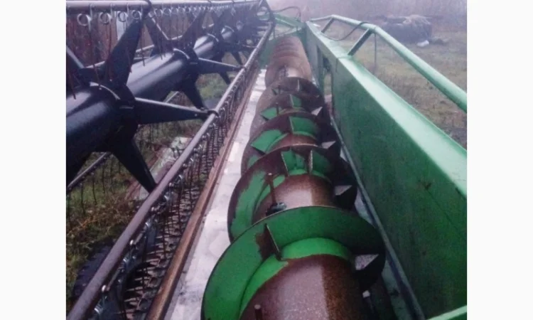 Жатка зернова John Deere 630R (9.15 м) - фото № 1