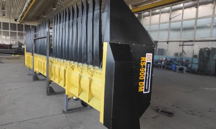 Жатка для уборки подсолнечника типа RS-900DM - фото № 1