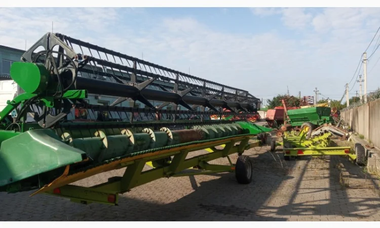 Жатка зернова John Deere 930 F - фото № 1
