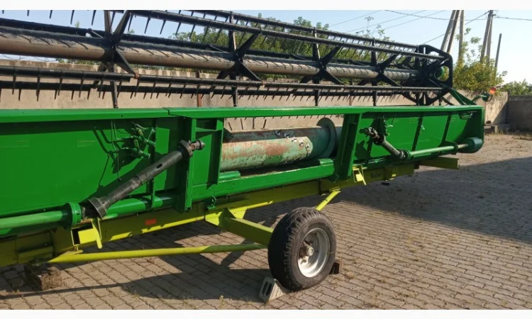 Жатка зернова John Deere 930 F - фото № 6