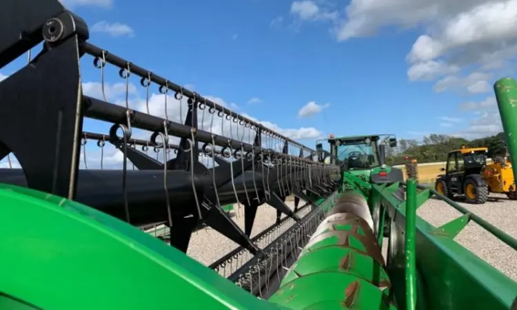 Жниварка JOHN DEERE 630 R - фото № 4