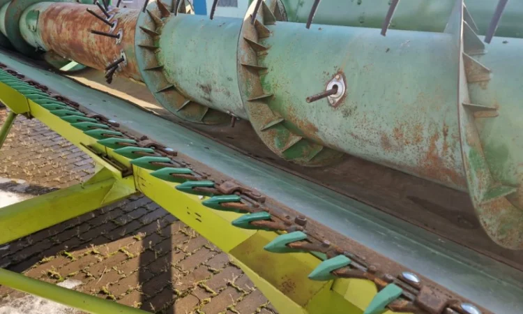 Жатка John Deere 930 Flex (2002) - фото № 2