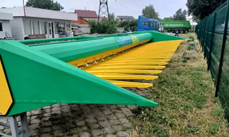 Жатка соняшникова жнс-8.2 Raptor Zafrani Зафрані - фото № 7