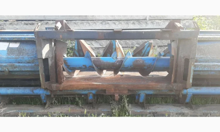 Жатка для кукурудзи КМС-8 - фото № 2