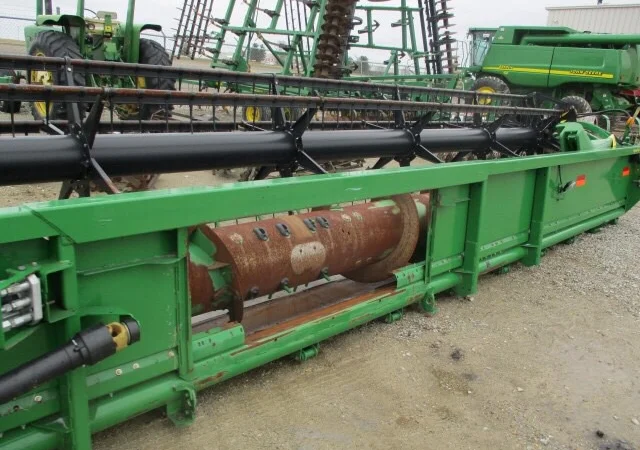 Жатка соевая John Deere 635F - фото № 3
