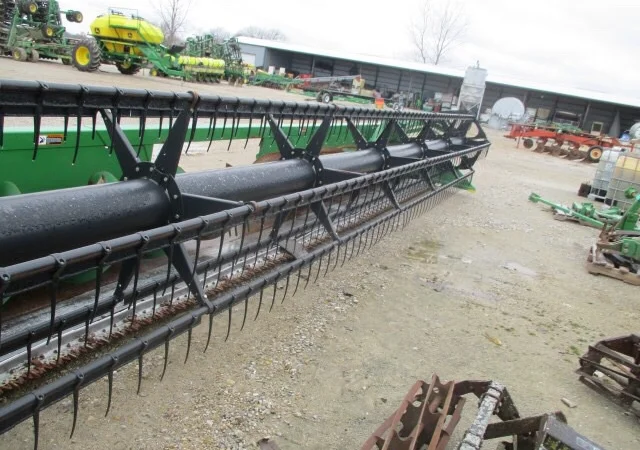 Жатка соевая John Deere 635F - фото № 4