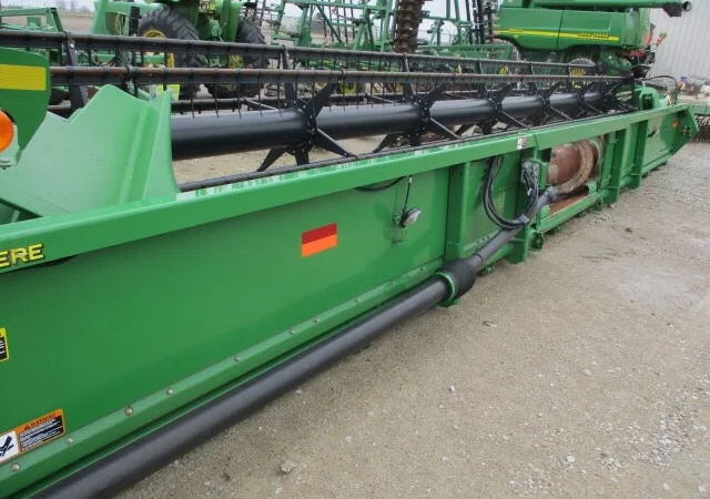 Жатка соевая John Deere 635F - фото № 6