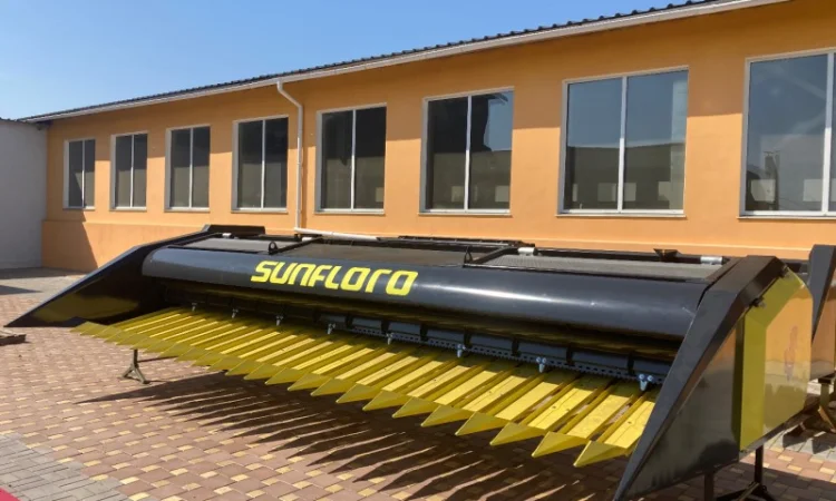 Жатка для уборки подсолнечника Sunfloro Shaft 7.4м - фото № 5
