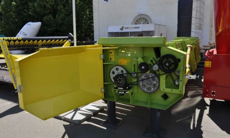 Жатка для уборки подсолнечника sunfloro – 9, 2 classic - фото № 3