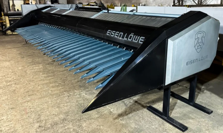 Жниварка для збирання соняшника преміум-класу Eisen Löwe з автономним гідроприводом - фото № 1