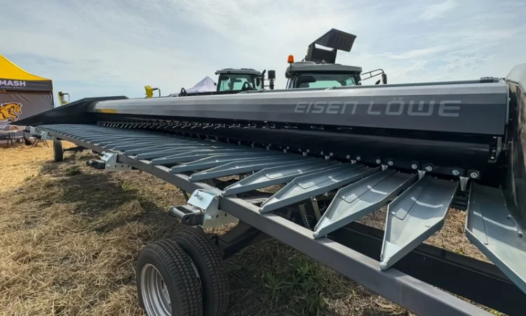 Жниварка для збирання соняшника преміум-класу Eisen Löwe з автономним гідроприводом - фото № 2