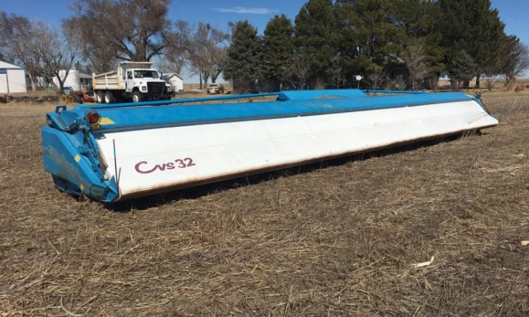 Очесывающая жатка Shelbourne CVS32 б/у - фото № 1