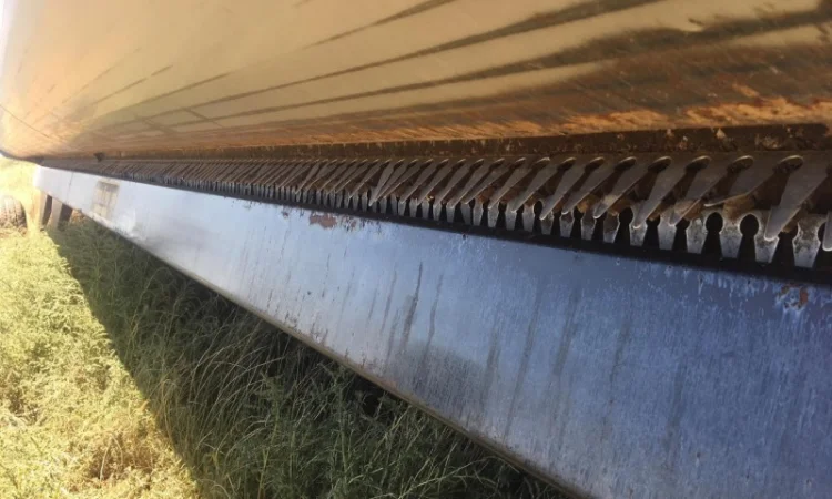 Очесывающая жатка SHELBOURNE Reynolds CVS32 9, 7 м. б/у - фото № 7