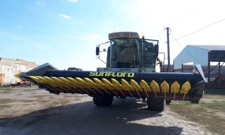 Жатка для уборки подсолнечника Sunfloro Shaft 9.2м - фото № 6