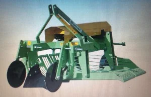 Копалка картофеля Bomet для трактора от 10 л.с., оригинальная польская копалка клубней - фото № 1