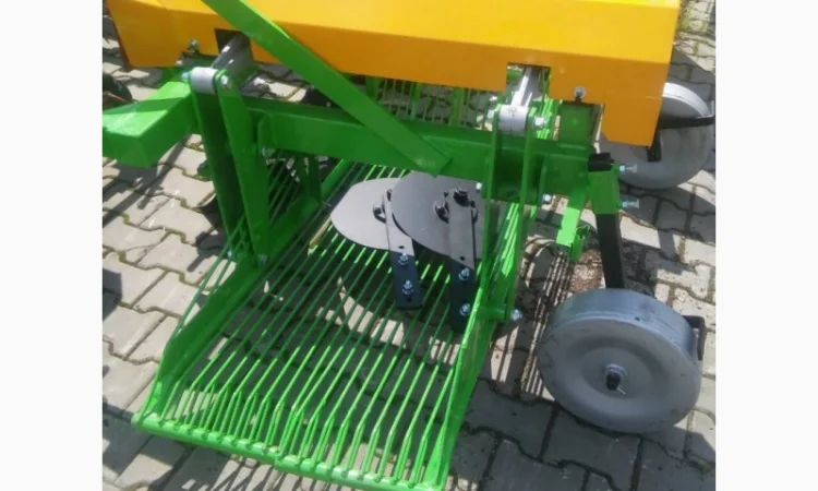 Картофелекопалка однорядная транспортер Wirax, вибрационная BOMET, вертушка - фото № 3