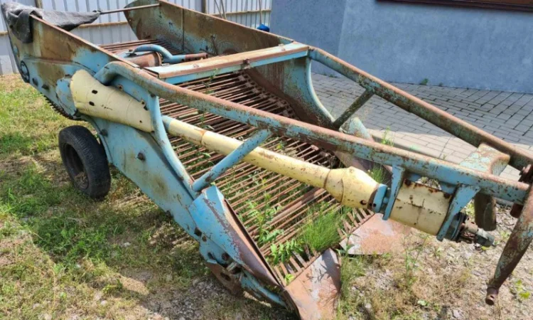 Картофелекопалка двухрядная транспортерная Z-609 фирмы Agromet (Польша) - фото № 1
