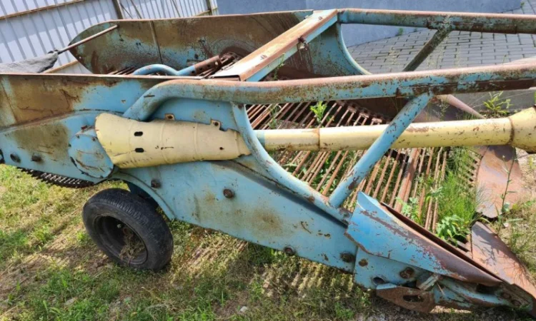 Картофелекопалка двухрядная транспортерная Z-609 фирмы Agromet (Польша) - фото № 2