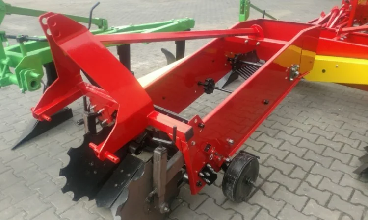 Картофелекопалка копачка транспортерная Польша - фото № 11