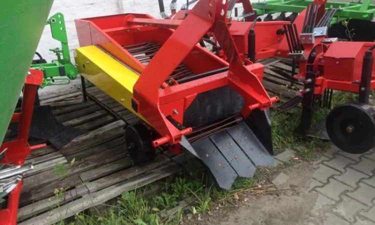 Картофелекопалка копачка транспортерная Польша - фото № 3
