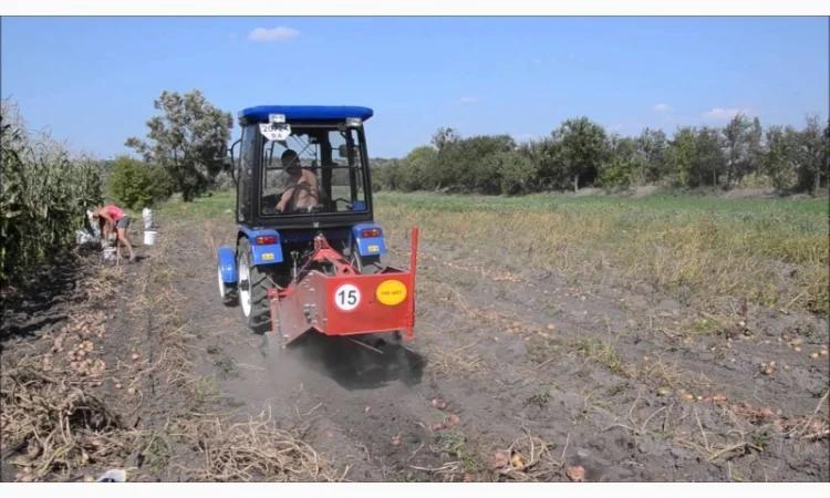 Картофелекопалка однорядная, вибрационная, вертушка Bomet, Wirax Польша - фото № 1