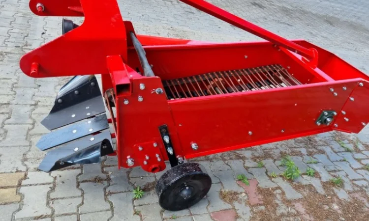 Картоплекопачка копалка транспортерної ленточної Wirax Bomet - фото № 15