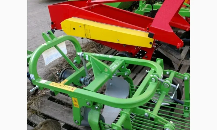 Картоплекопачка копалка вібраційна грохотна трясучка викід назад задній викід Bomet - фото № 4