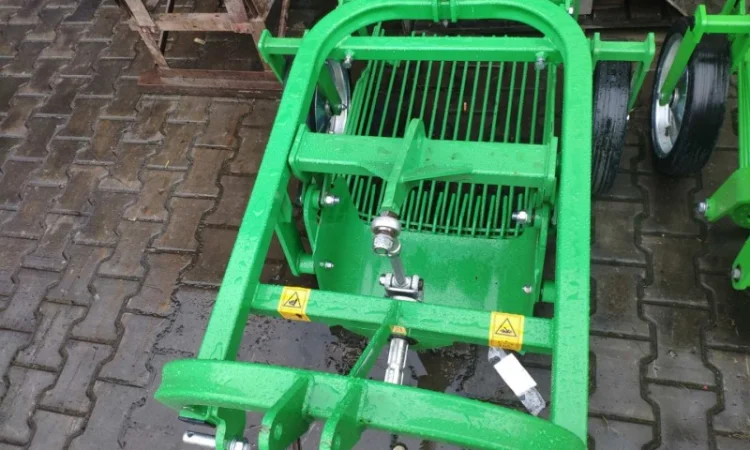 Картоплекопачка копалка вібраційна грохотна трясучка задній викід назад задня Bomet - фото № 5