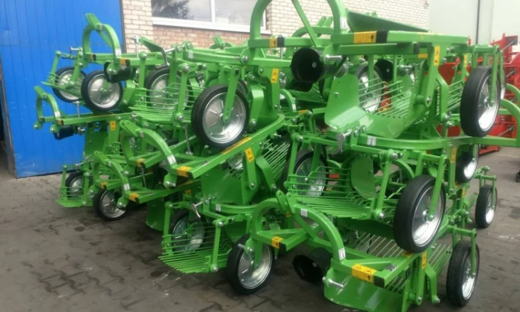 Картоплекопачка копалка вібраційна грохотна трясучка задній викід назад задня Bomet - фото № 7