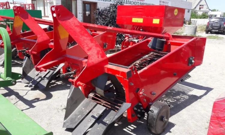 Транспортерна однорядна копалка фірми Wirax (Польща) - фото № 2