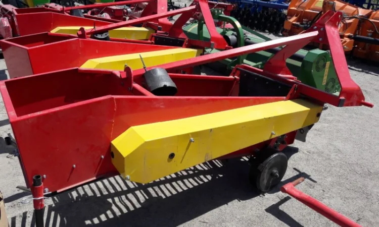 Транспортерна однорядна копалка фірми Wirax (Польща) - фото № 3