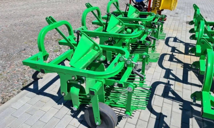 Картоплекопач вібраційний (грохотний) Z655/1 фірми Bomet - фото № 1