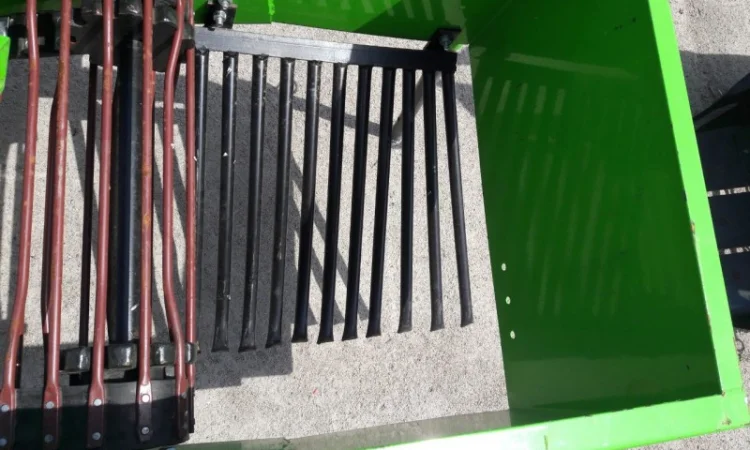 Однорядний картоплекопач фірми Bomet (Оригінал) - фото № 7