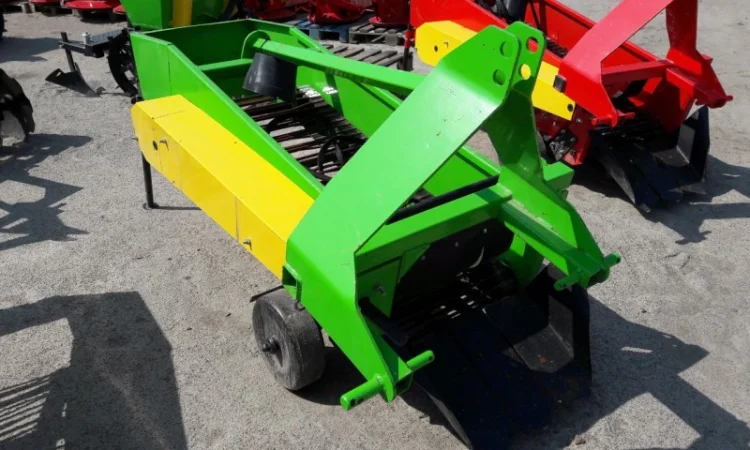 Однорядна транспортерна копачка фірми Bomet (Оригінал) - фото № 4