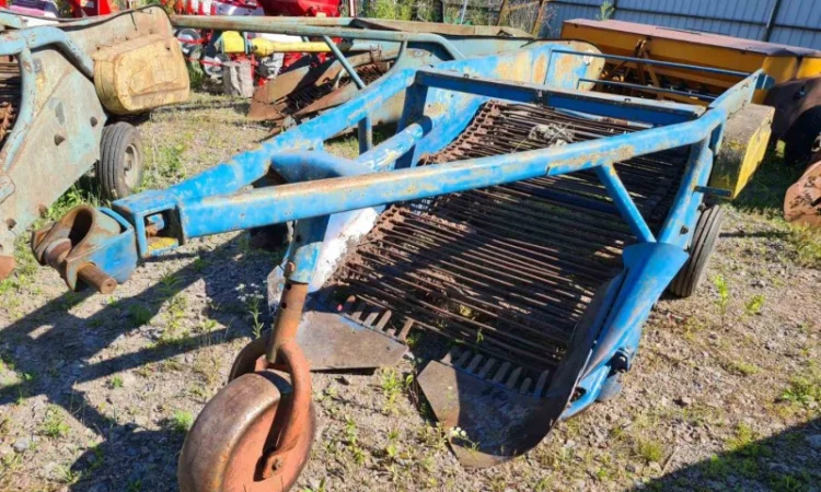 Двухрядный картофелекопатель Z-609 фирмы Agromet (Польша) - фото № 2