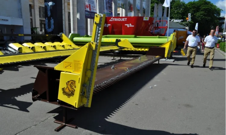 РАПСОВЫЙ СТОЛ.Приспособление для уборки рапса.от 5м до12м - фото № 1