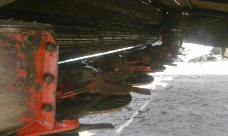 Продам прицепную косилку плющилку на валах Vicon KM 3001 HPC - фото № 7