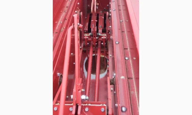 Пресс-подборщик Tukan 1600 - фото № 6