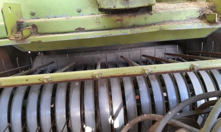 Прес-підбирач рулонний Claas Rollant 42 - фото № 6