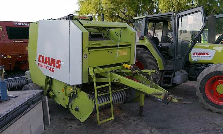 Пресс-подборщики рулонные CLAAS ROLLANT . - фото № 1