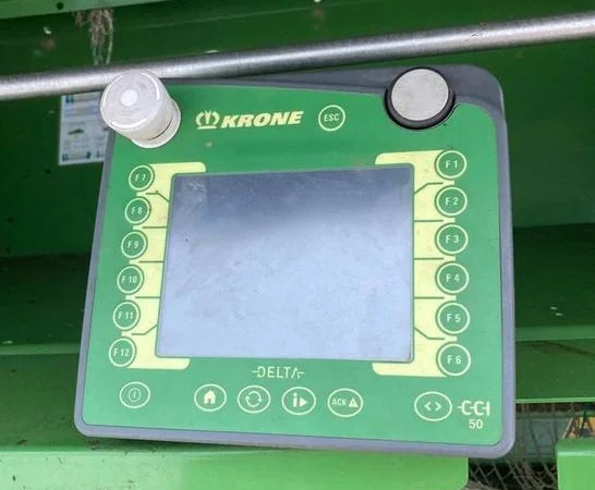 Прес - підбирач Krone Comprima F 155 XC (2019) - фото № 2