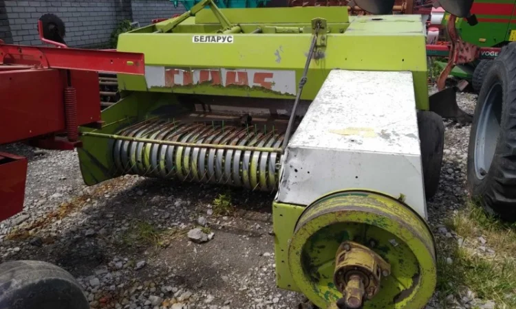 Пресс-подборщик Клас Маркант 65 - фото № 4