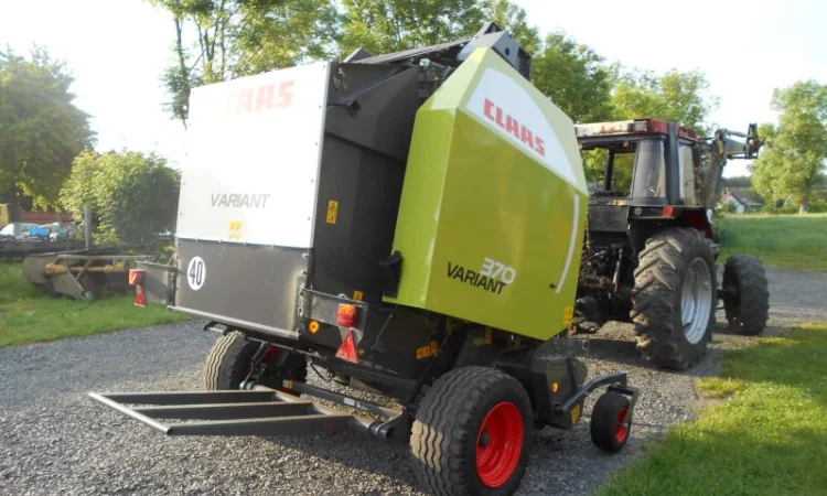 Прес-підбирач Claas VARIANT 370 - фото № 2