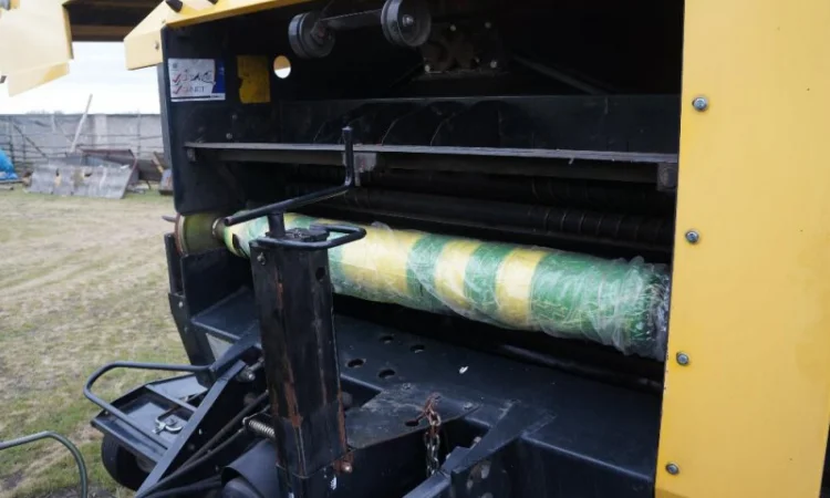 Рулонный пресс подборщик New Holland BR 6090 / рулоннік Нью Холанд - фото № 3