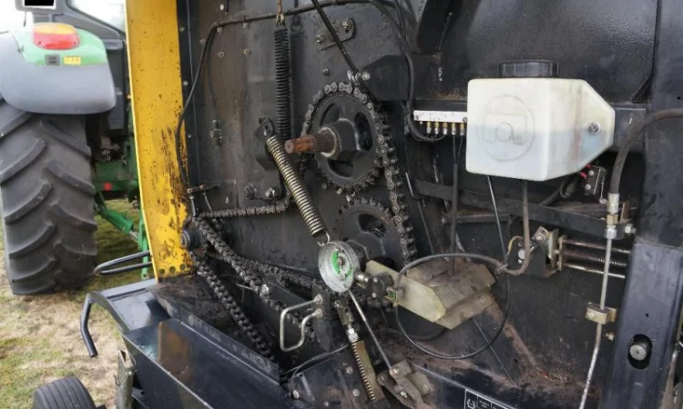 Рулонный пресс подборщик New Holland BR 6090 / рулоннік Нью Холанд - фото № 4