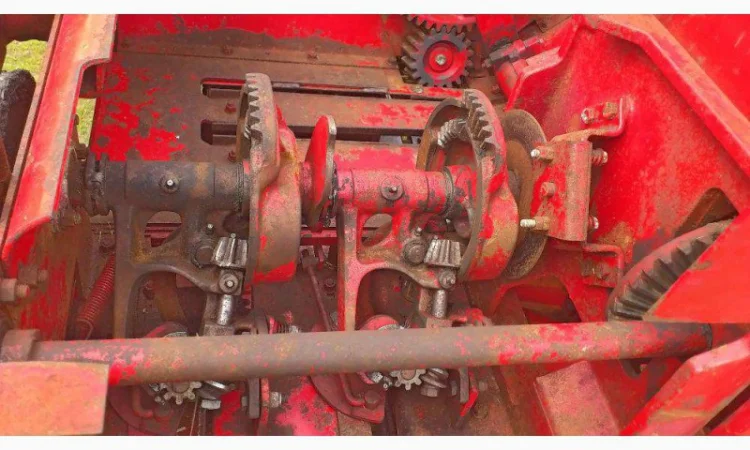 Продам тюкопрес, пресс подборщик Интернационал 435Д / прес підборщик International 435 D - фото № 2