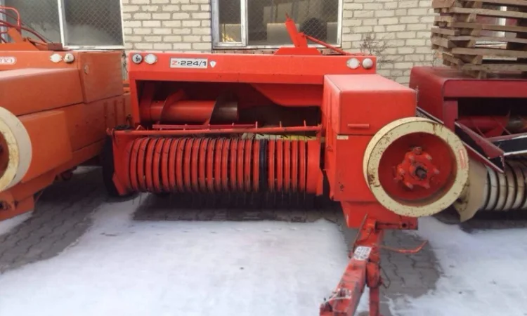 Прес підбирач, тюкопрес Польща та ЄС всі в чудовому стані - фото № 1