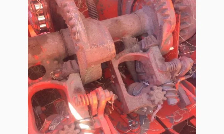 Прес підбирач, тюкопрес Sipma 224 - фото № 11