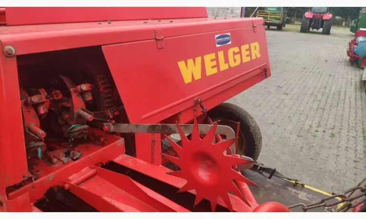 Прес підбирач прес подборщик тюкопрес Welger 42 - фото № 3